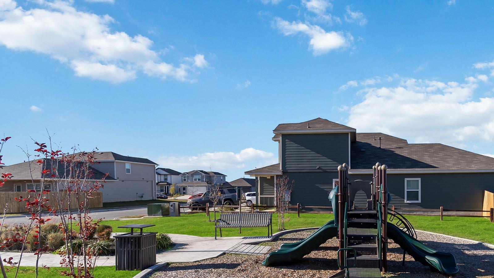 140 Schuenemann Way, Uhland, TX 78640