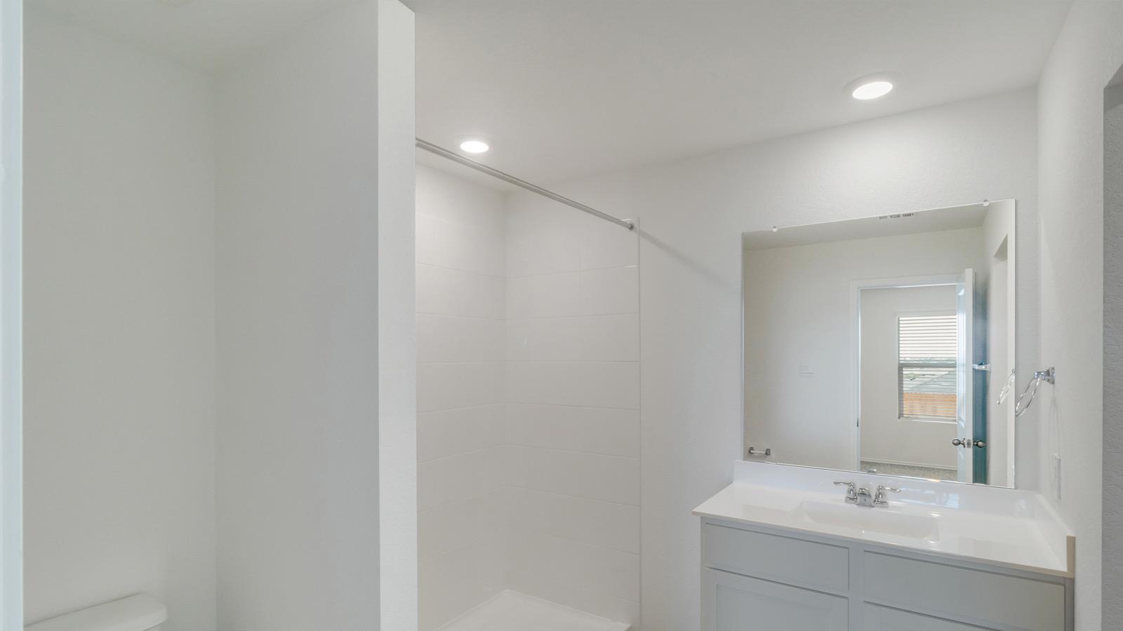 110 Schuenemann Way, Kyle, TX 78640