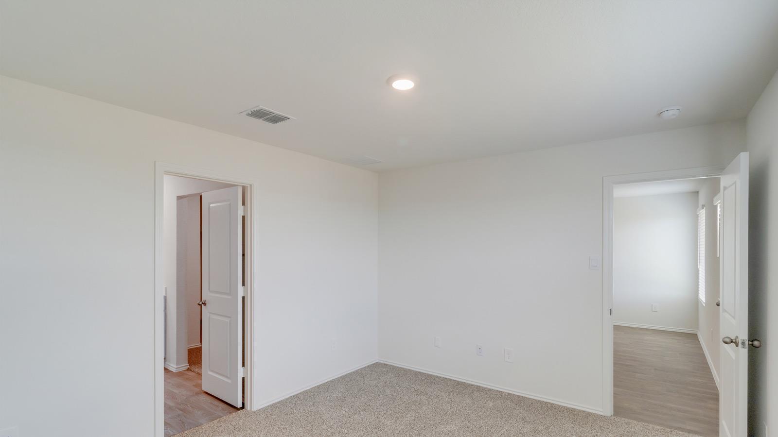 110 Schuenemann Way, Kyle, TX 78640