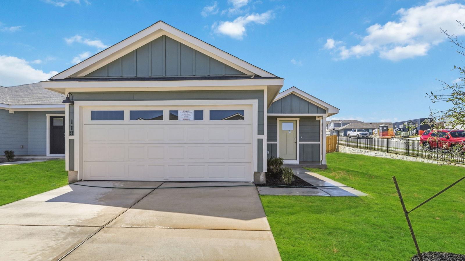 110 Schuenemann Way, Kyle, TX 78640