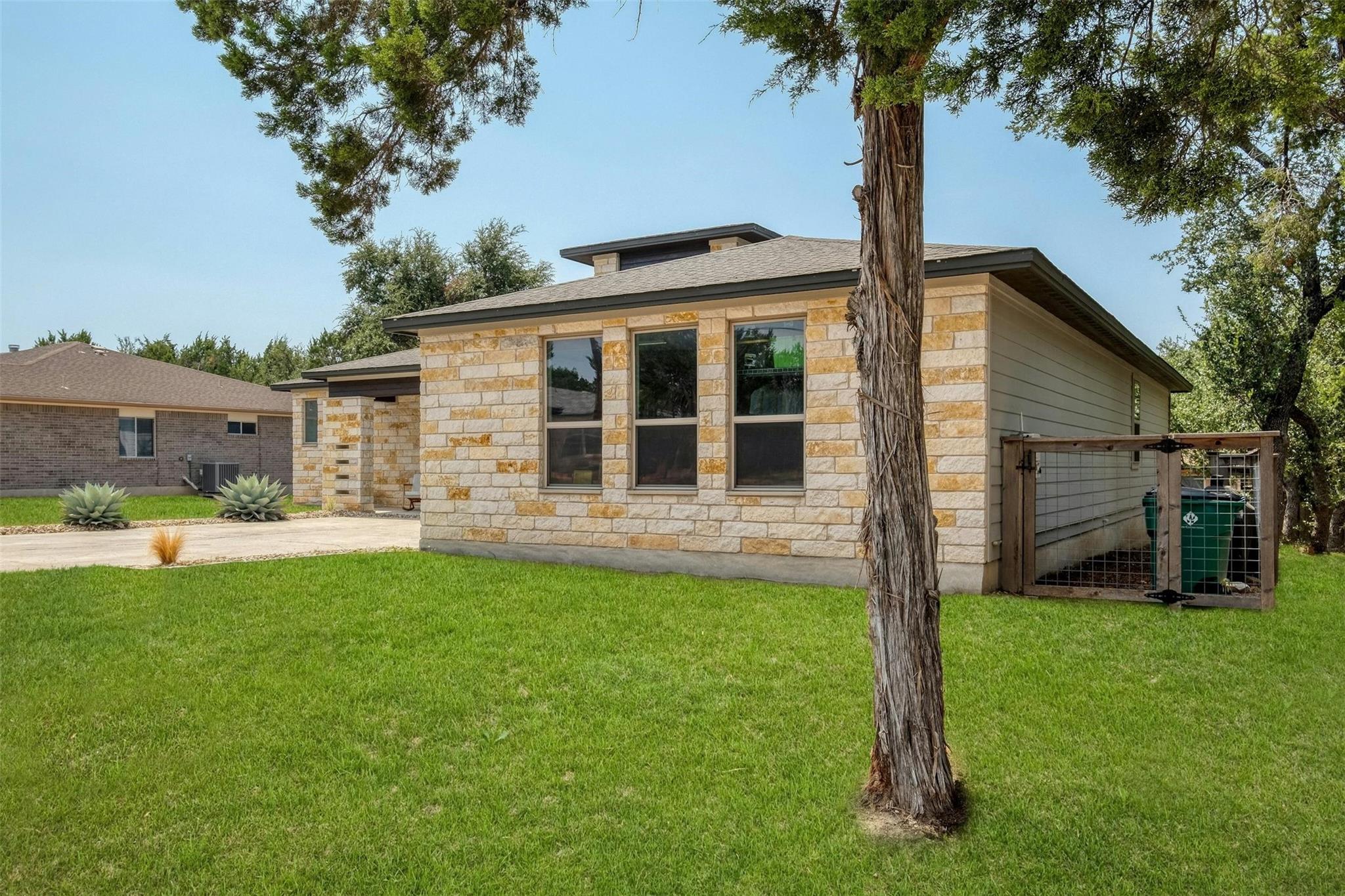 20009 Lincoln Cv, Lago Vista, TX 78645