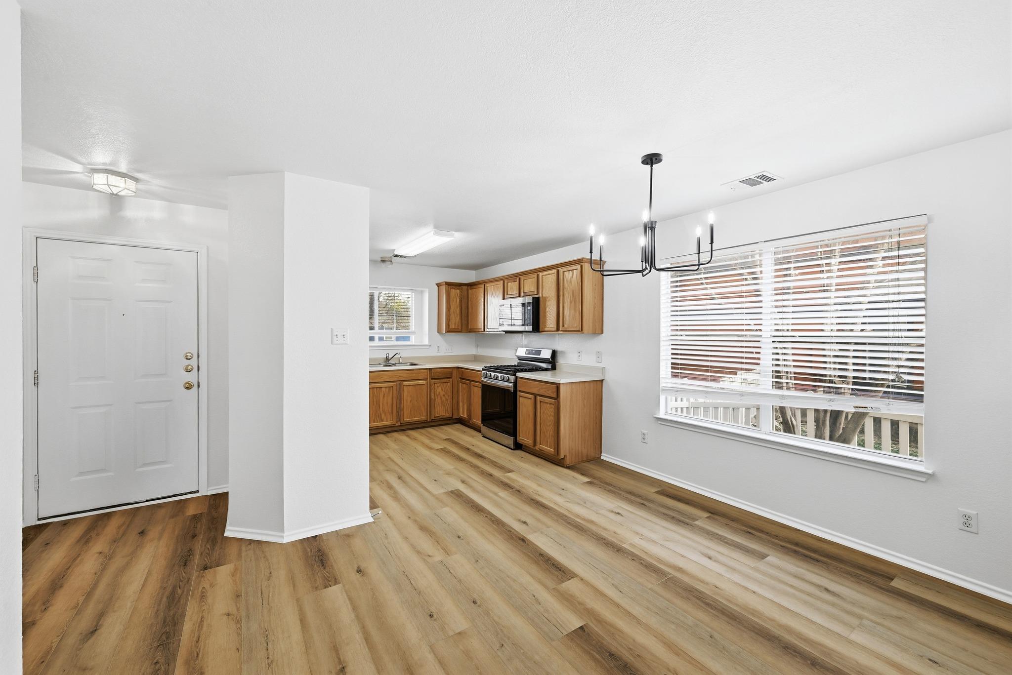 332 Wetzel, Kyle, TX 78640