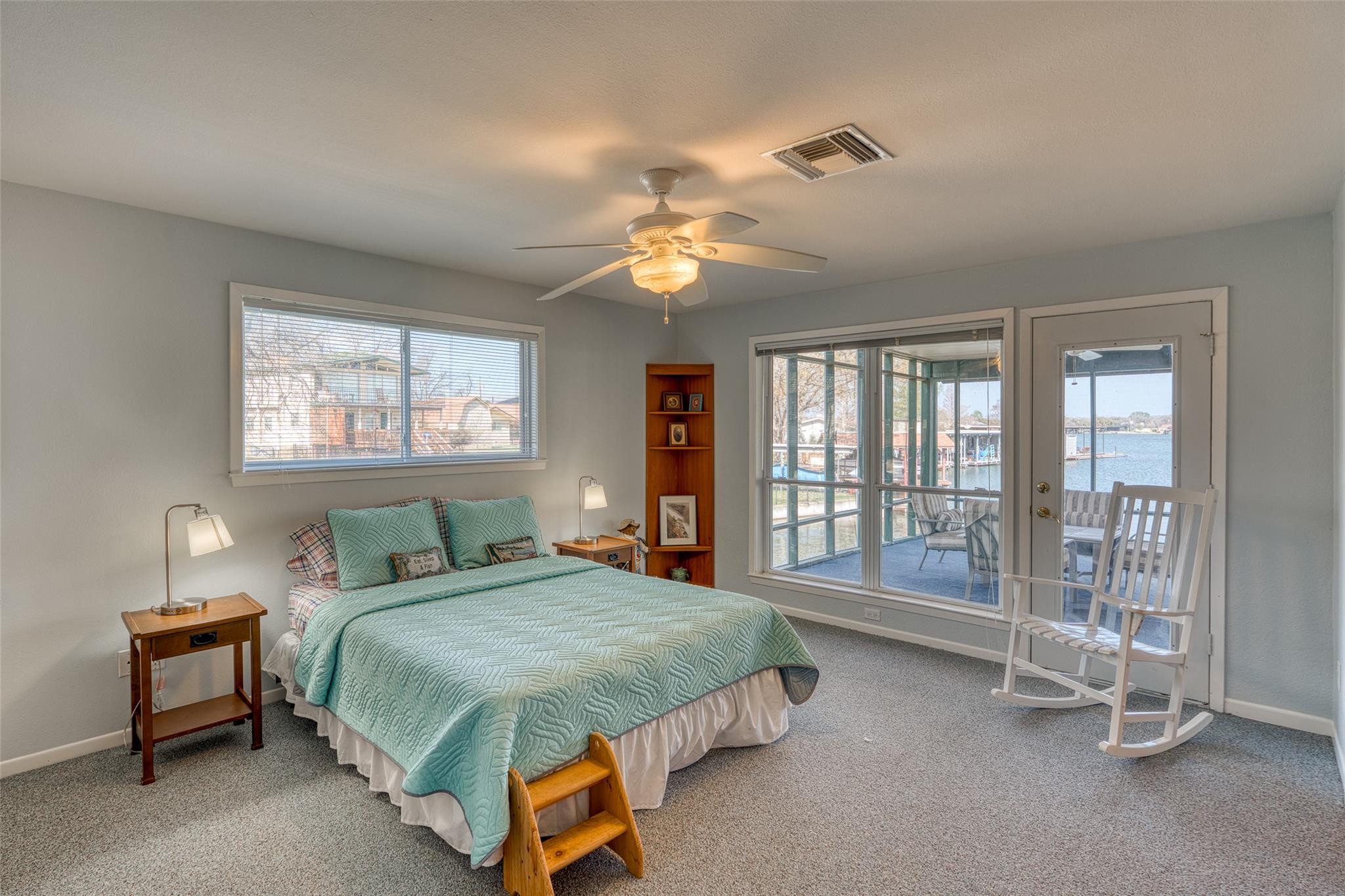 305 W Briar Dr, Granite Shoals, TX 78654