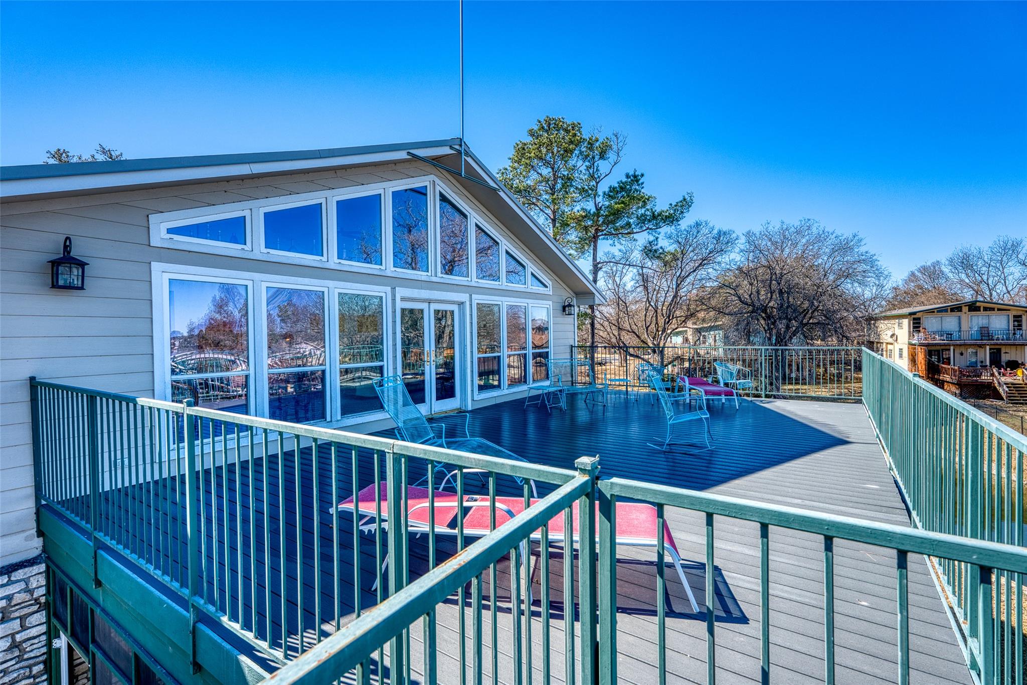 305 W Briar Dr, Granite Shoals, TX 78654