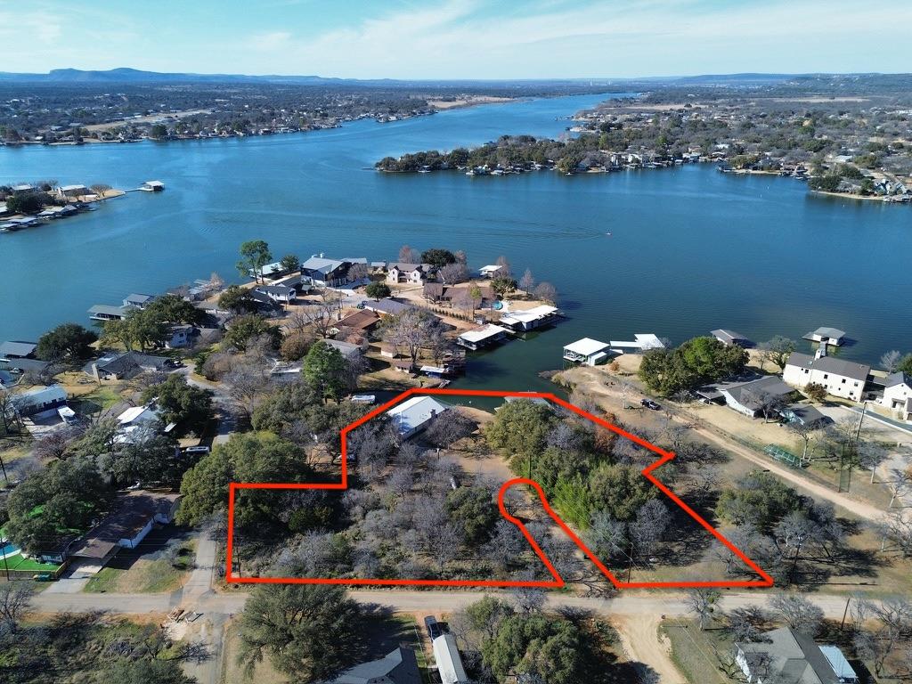 305 W Briar Dr, Granite Shoals, TX 78654