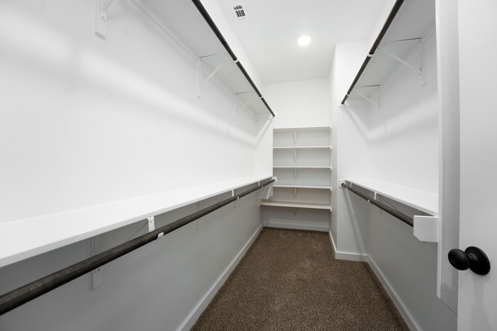 165 Nuuanu Ln, Bastrop, TX 78602