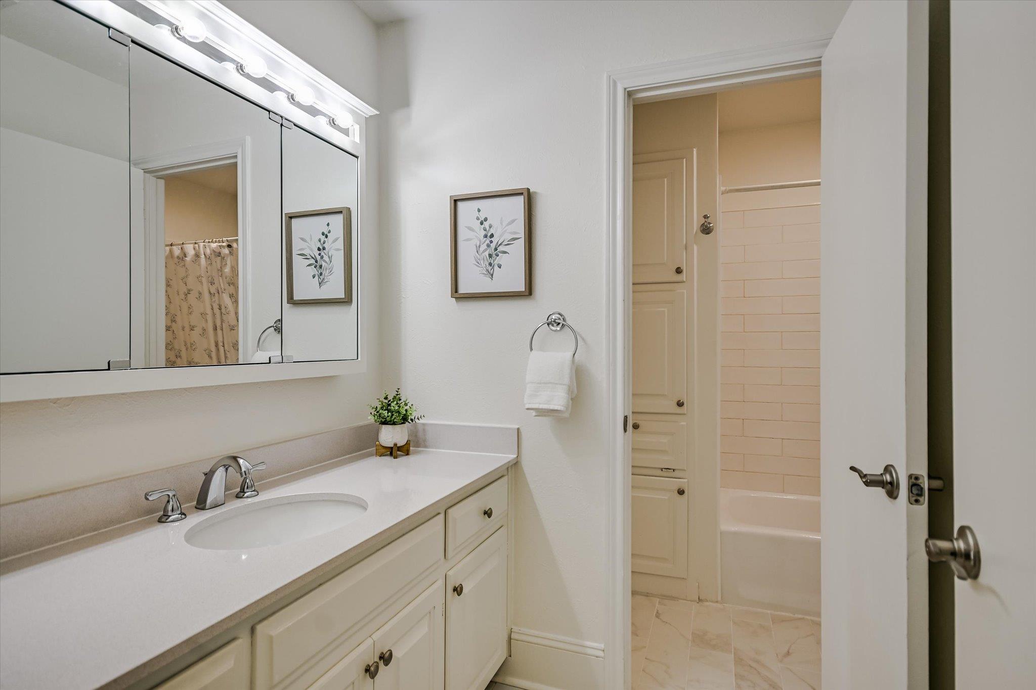 5100 Lea Cv, Austin, TX 78731