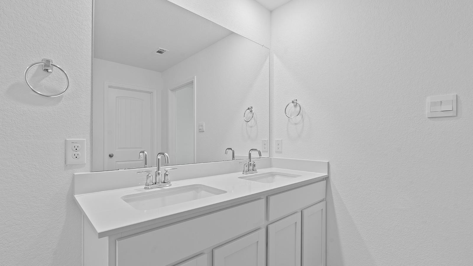 610 Globe Mallow Cir, Kyle, TX 78640