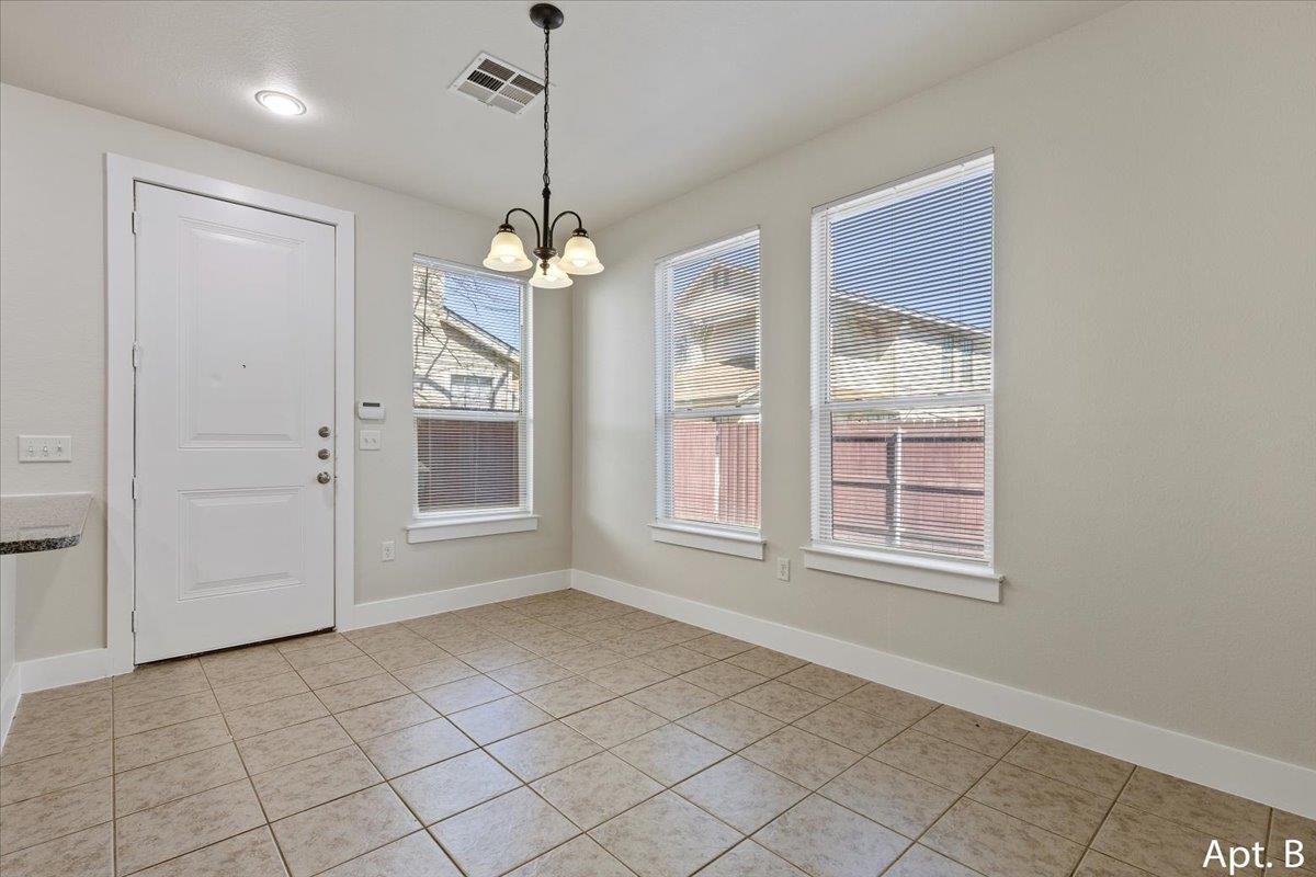 2225 Katy Ln # B, Georgetown, TX 78626