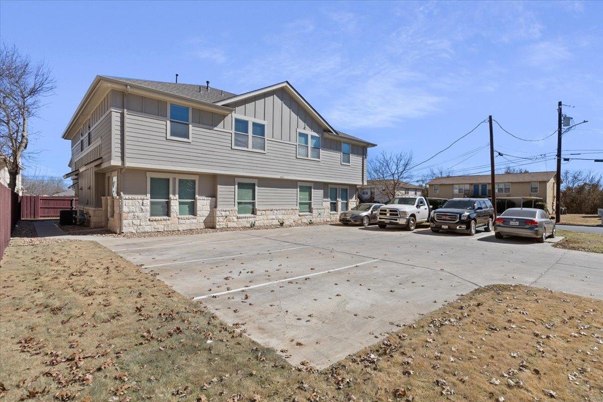 2225 Katy Ln # B, Georgetown, TX 78626