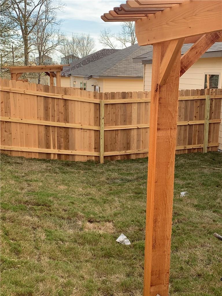 379 JOANNE Loop # B, Buda, TX 78610