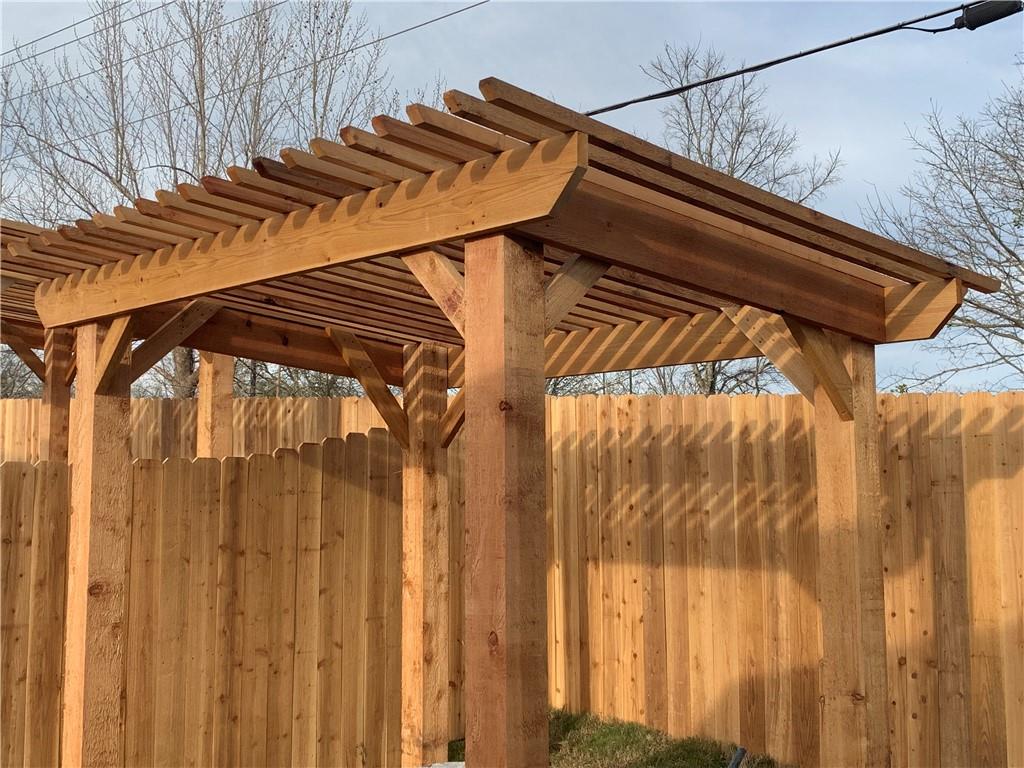 379 JOANNE Loop # B, Buda, TX 78610