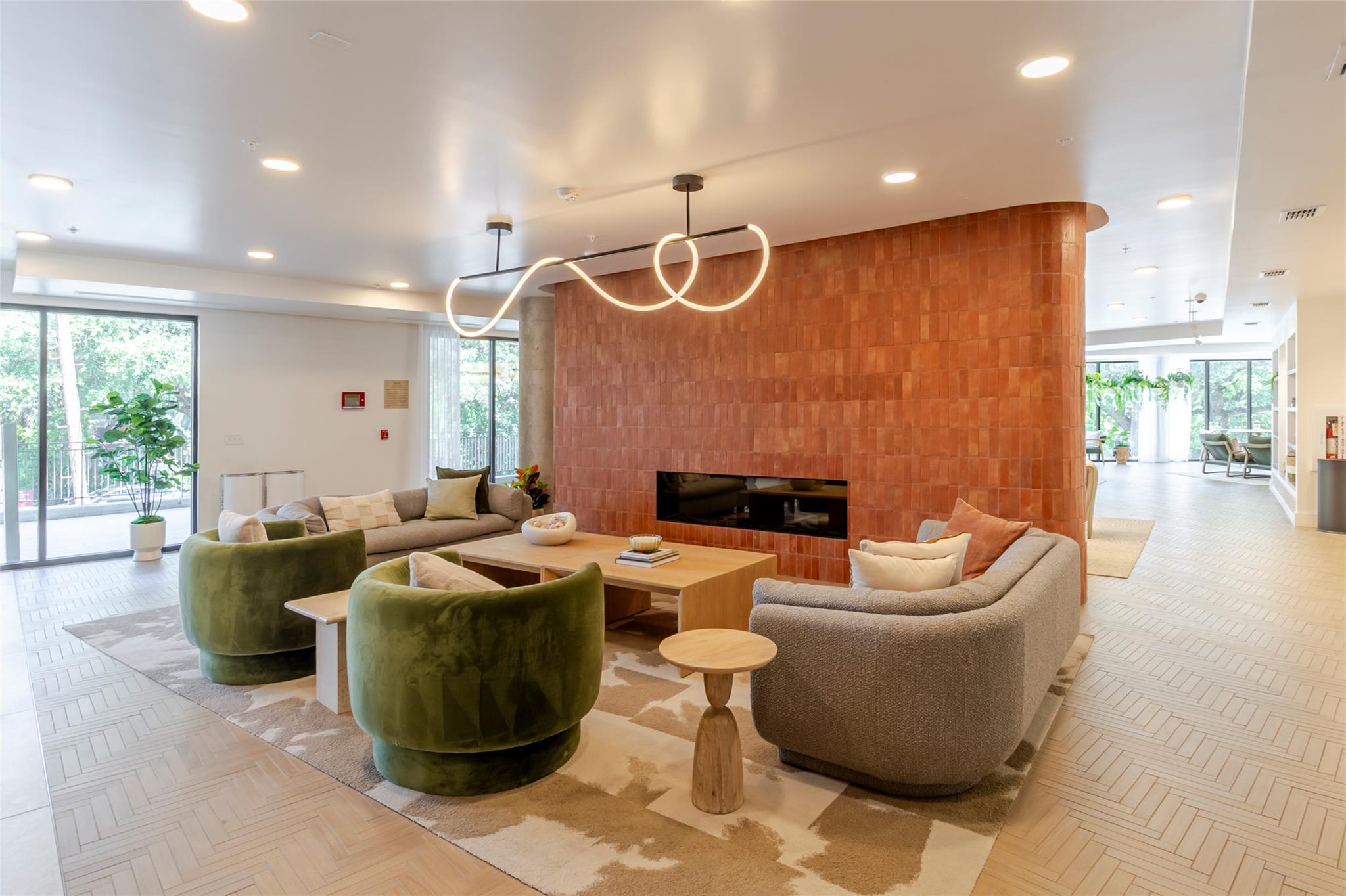 2209 S 1st St # 220, Austin, TX 78704