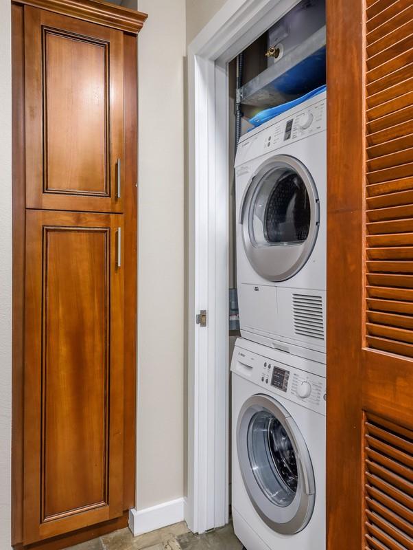 1812 West Avenue Ave # 303, Austin, TX 78701