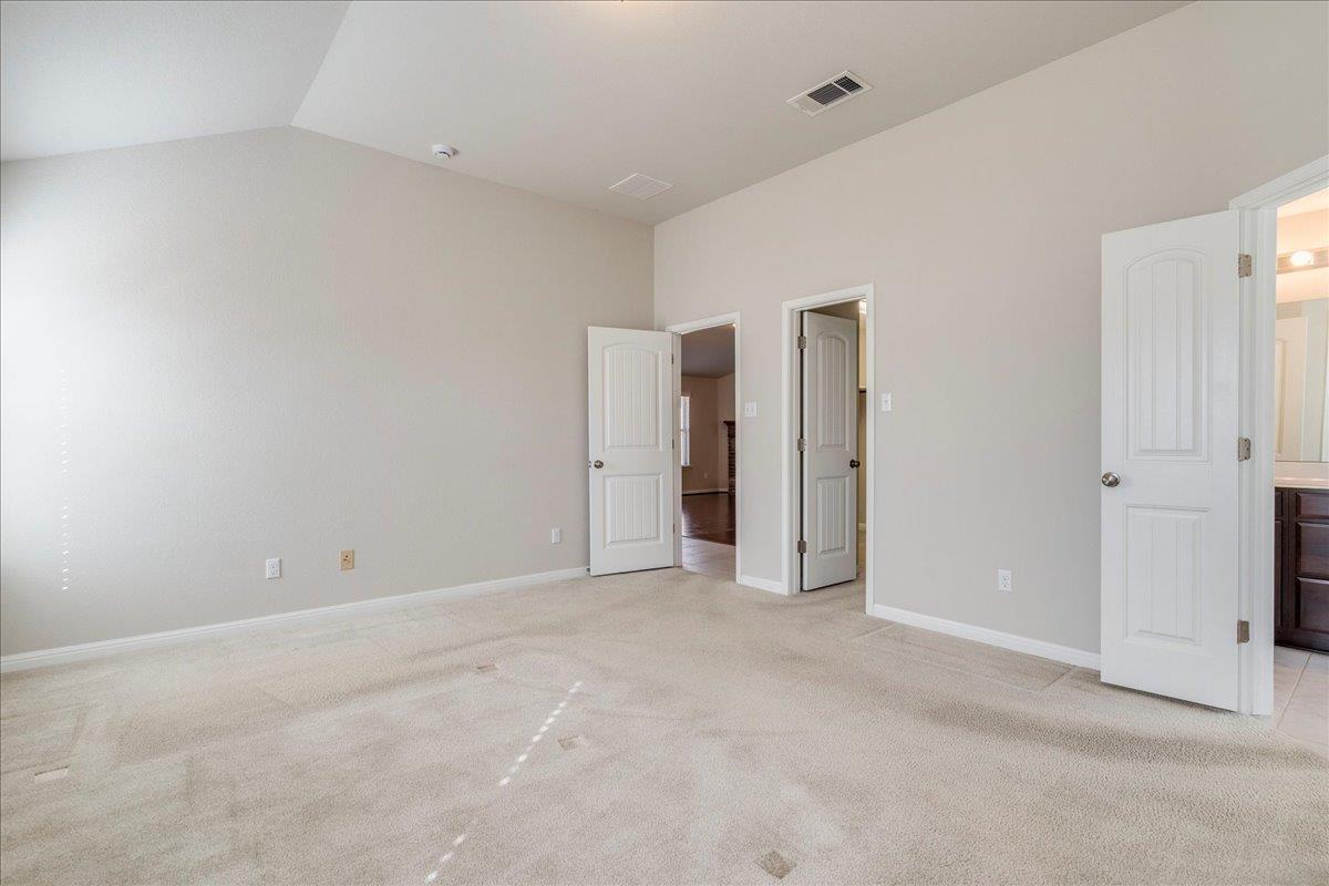 161 Mistflower Ln, Kyle, TX 78640