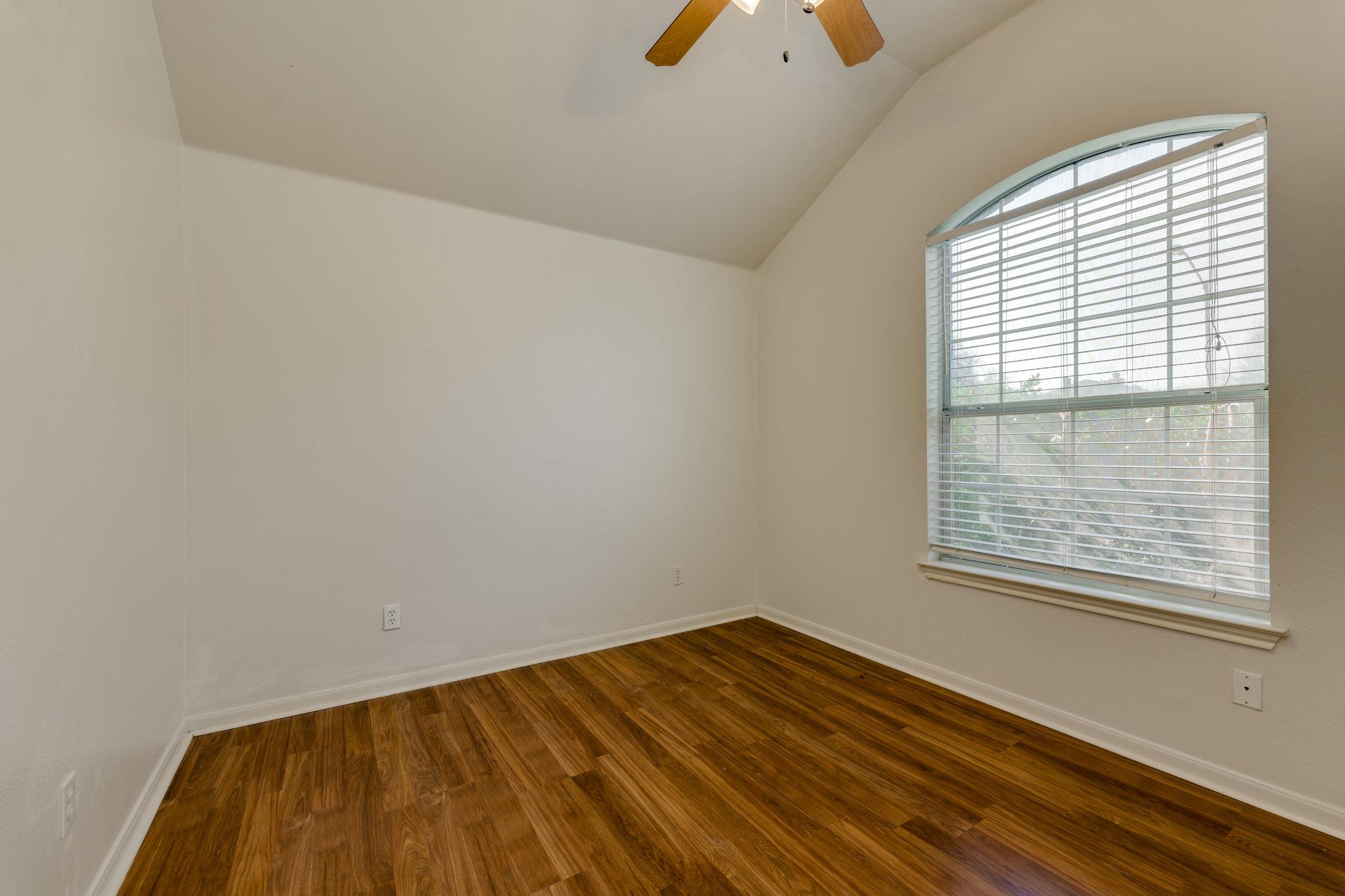 6007 Lone Star Ct, Hutto, TX 78634