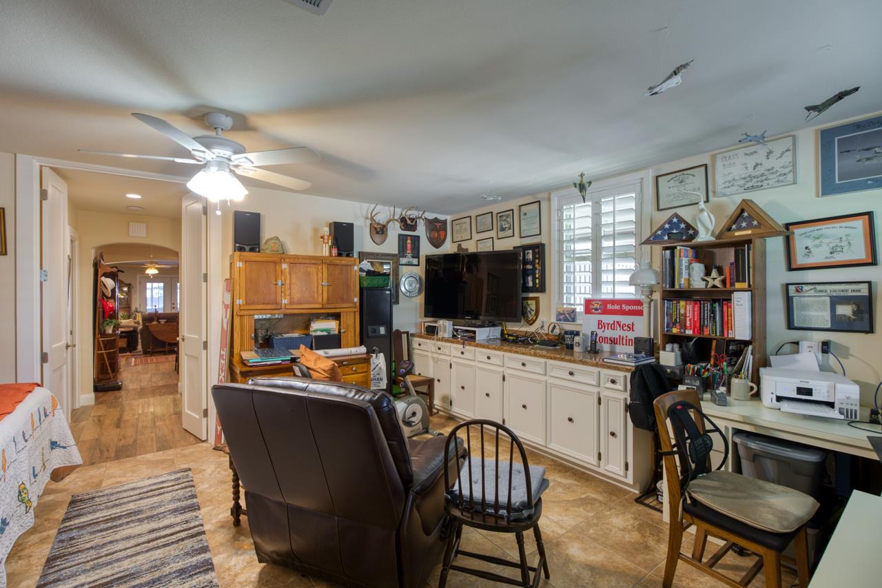 213 Lakeview, Sunrise Beach, TX 78643