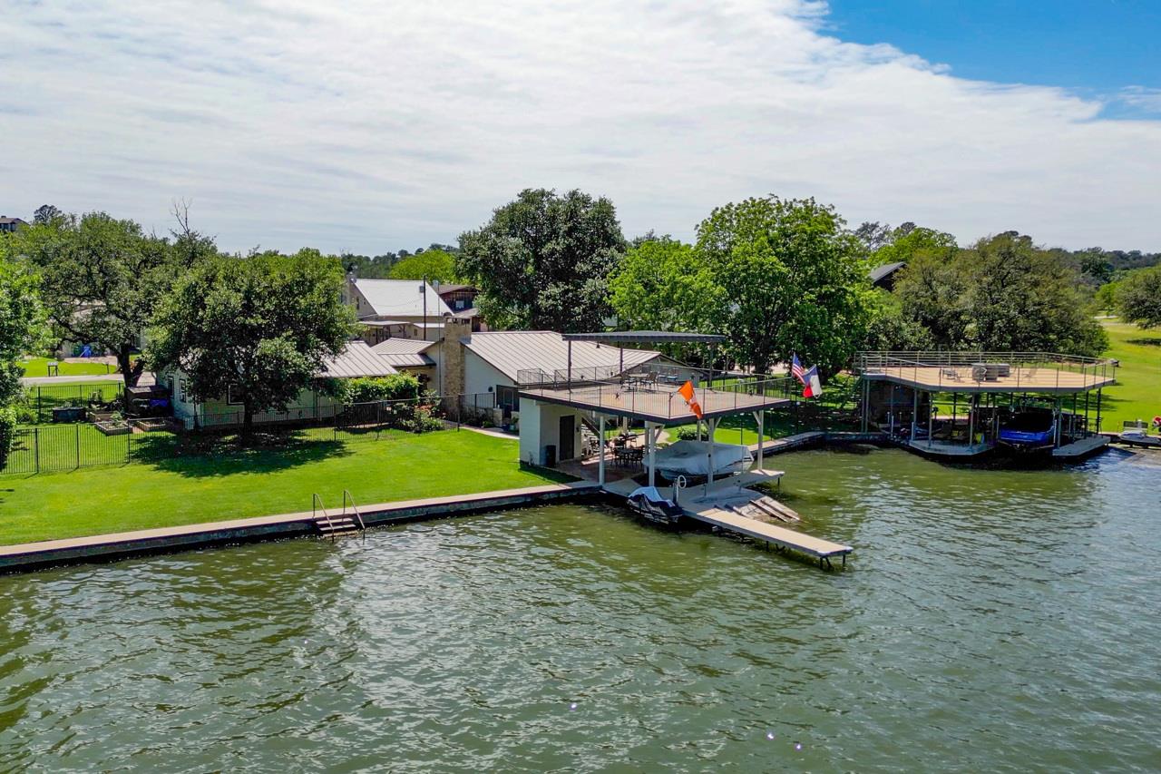 213 Lakeview, Sunrise Beach, TX 78643