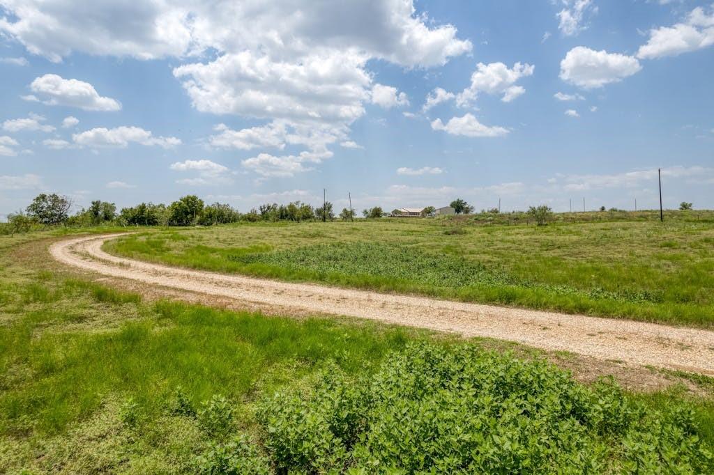 1540 County Road 114, Rogers, TX 76569