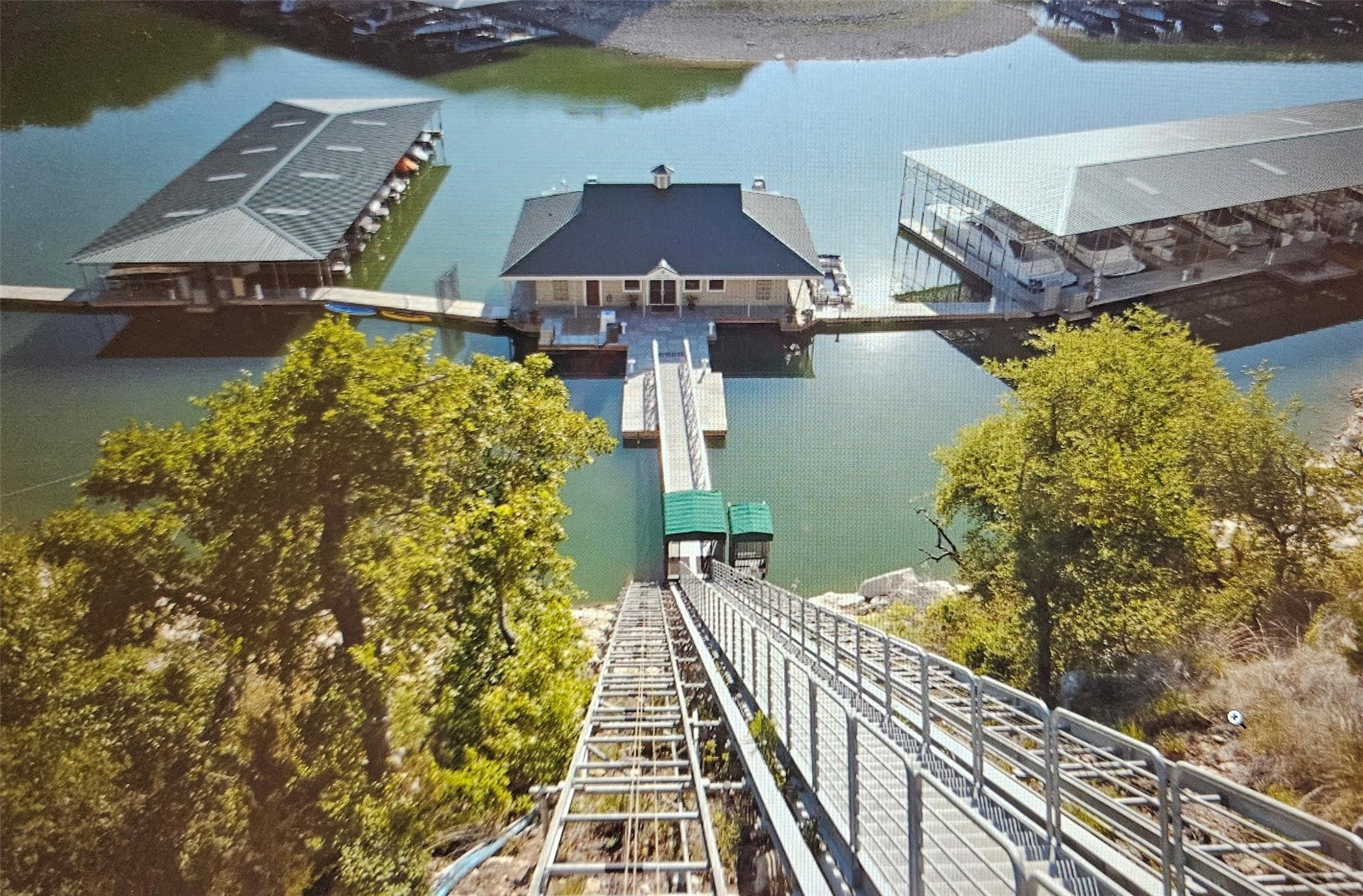 102 Kildrummy Ln, Austin, TX 78738