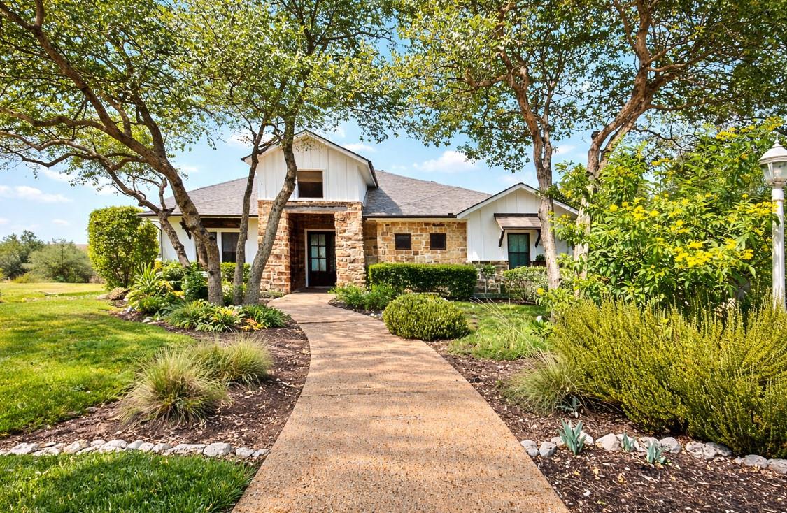 102 Kildrummy Ln, Austin, TX 78738