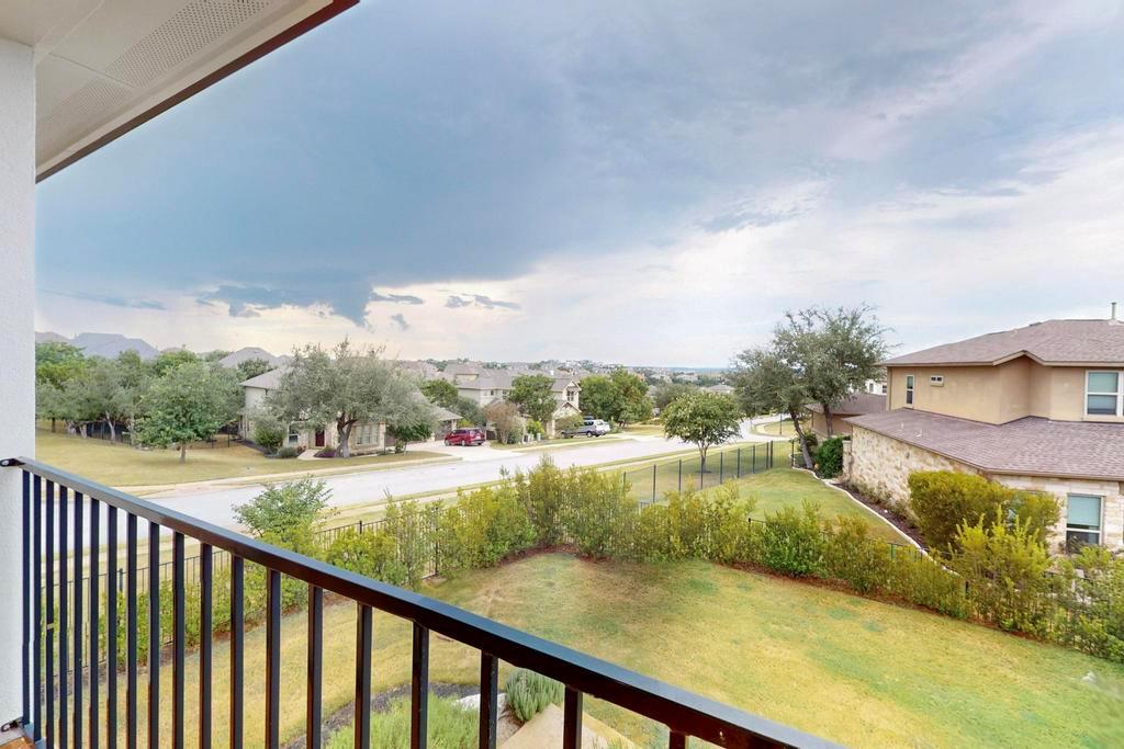 102 Kildrummy Ln, Austin, TX 78738