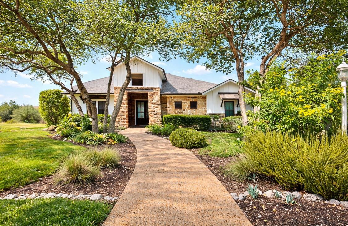 102 Kildrummy Ln, Austin, TX 78738