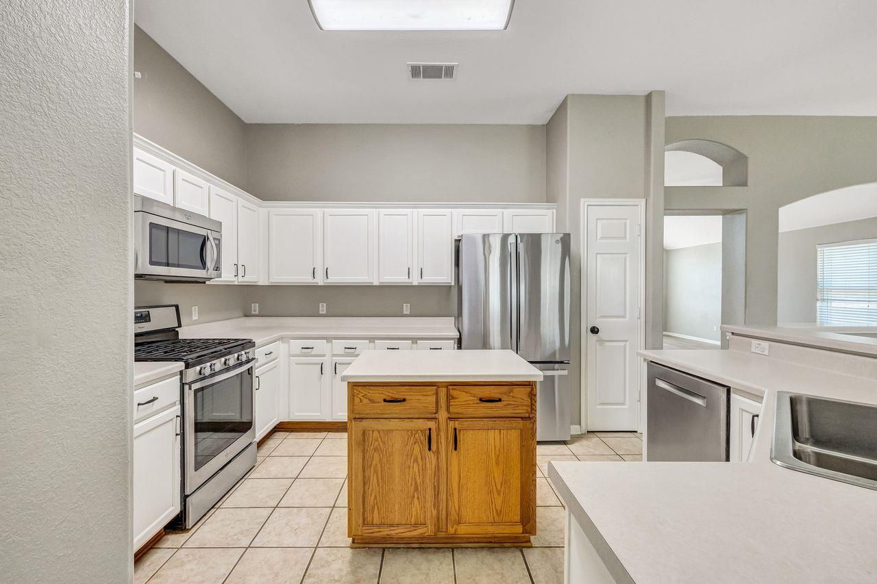 214 River Park Ln, Georgetown, TX 78626