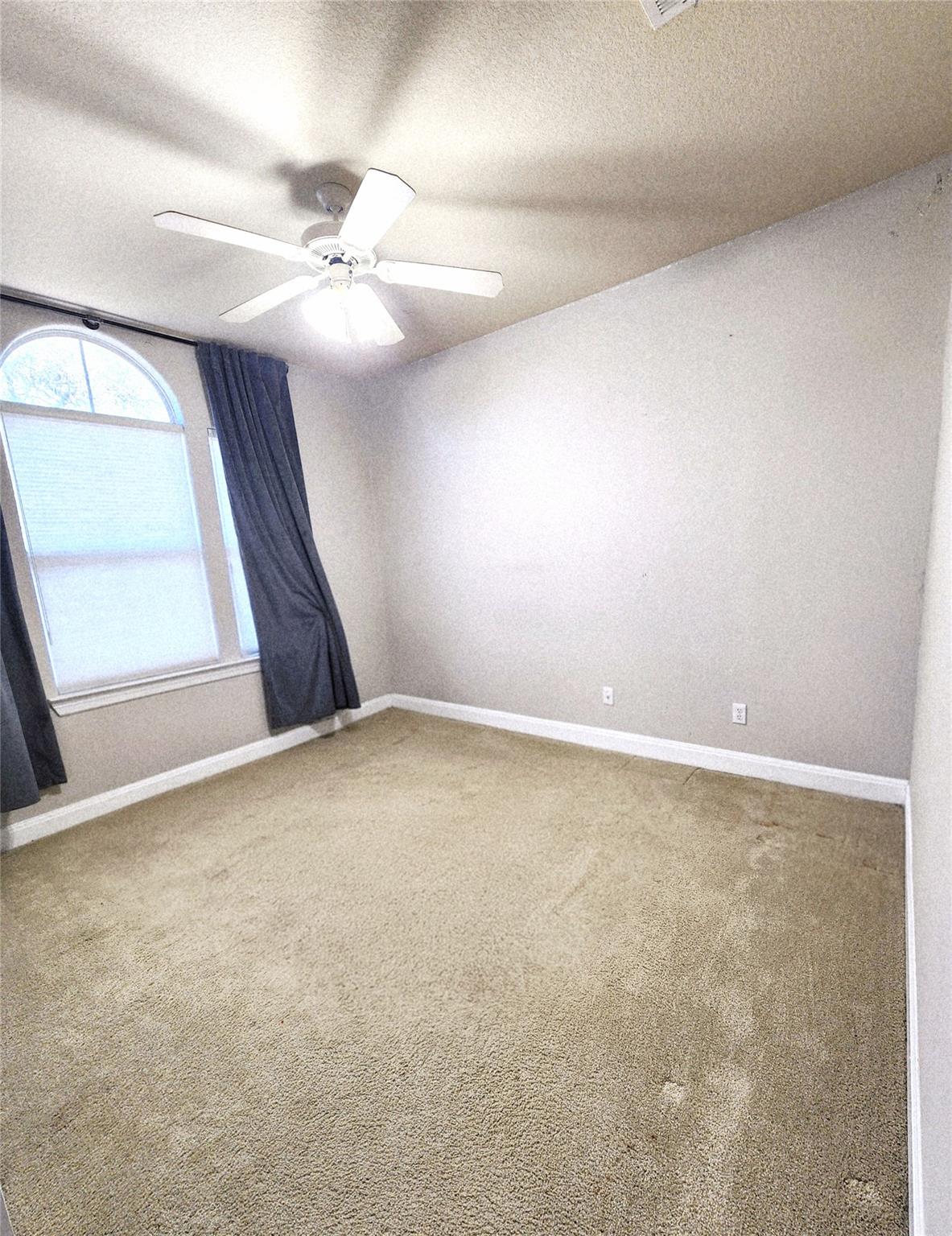 152 Silver Hawk Ct, Dripping Springs, TX 78620