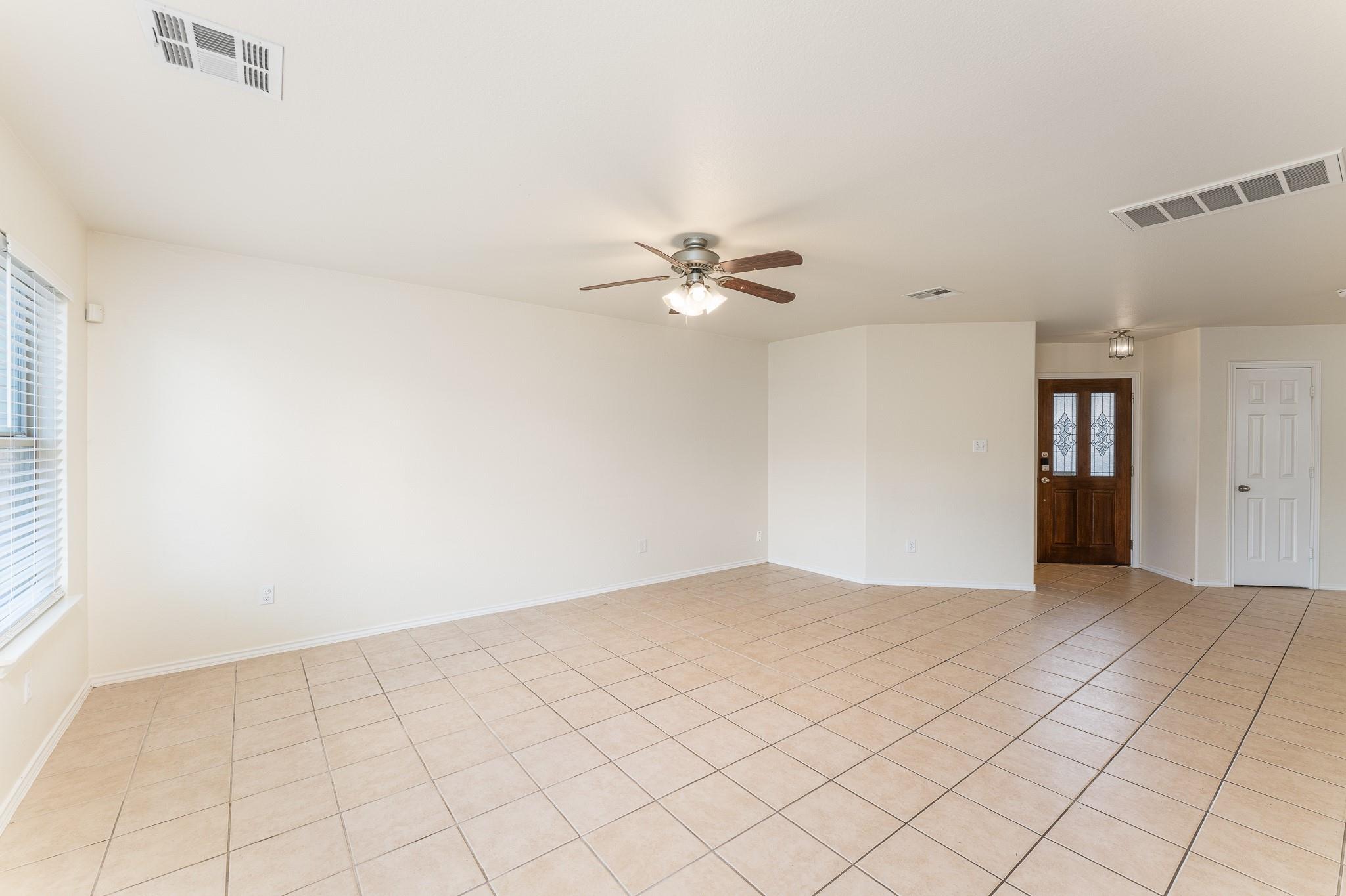 368 Housefinch Loop, Leander, TX 78641