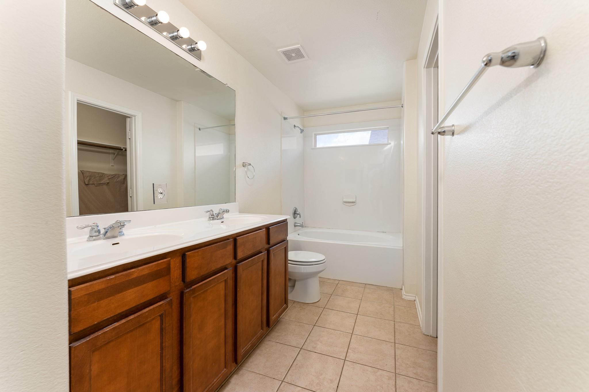 368 Housefinch Loop, Leander, TX 78641