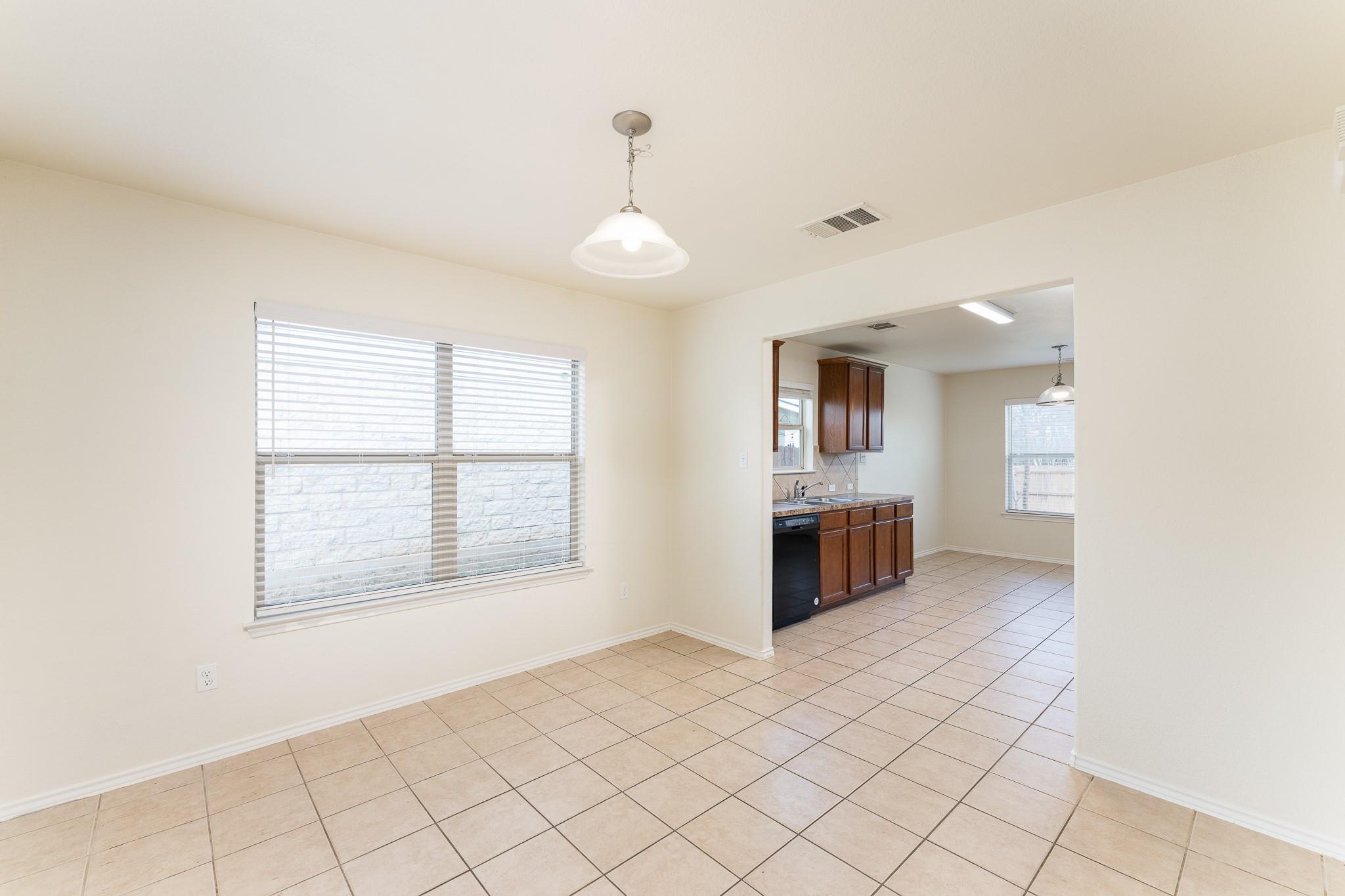 368 Housefinch Loop, Leander, TX 78641