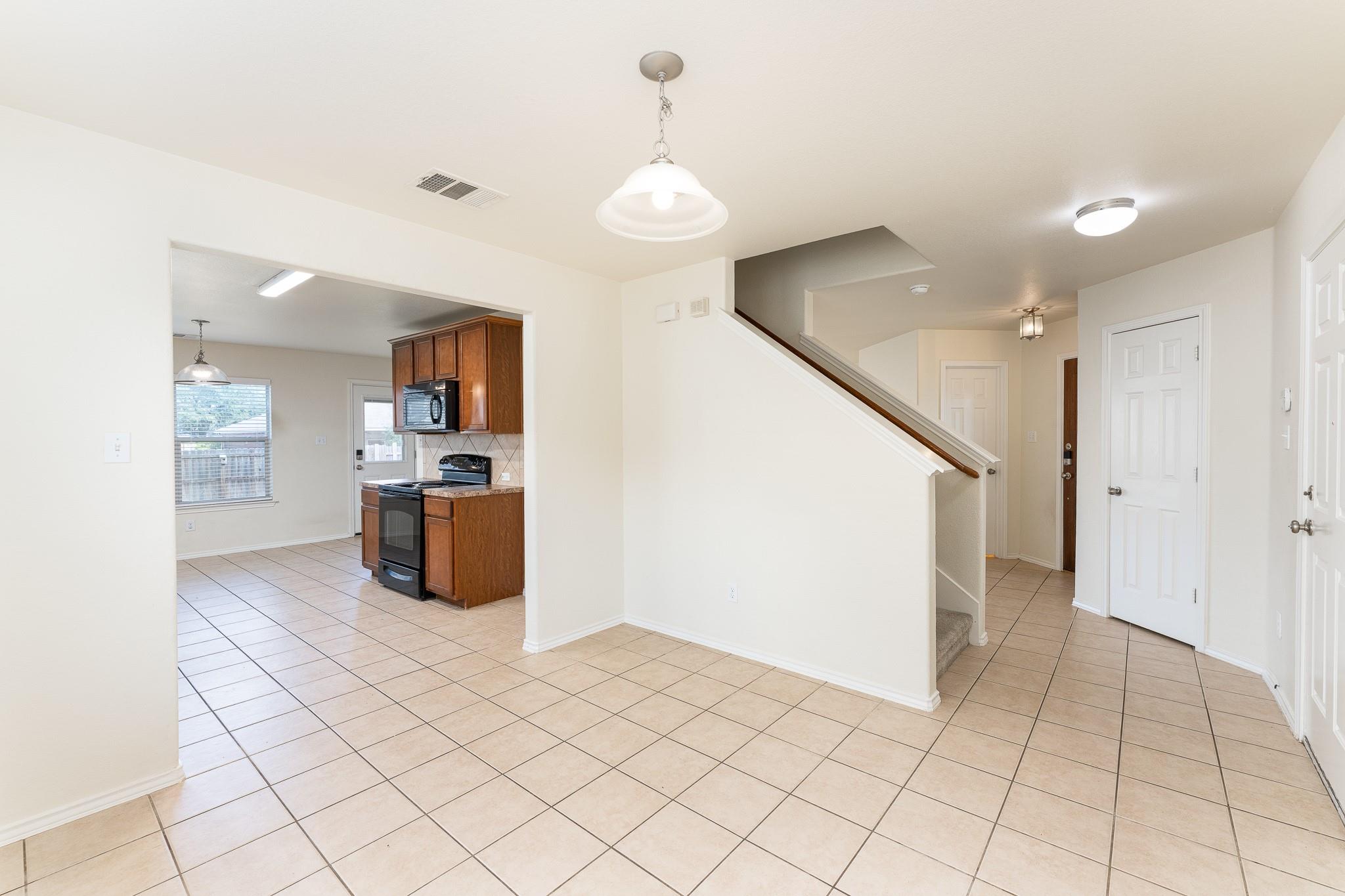 368 Housefinch Loop, Leander, TX 78641