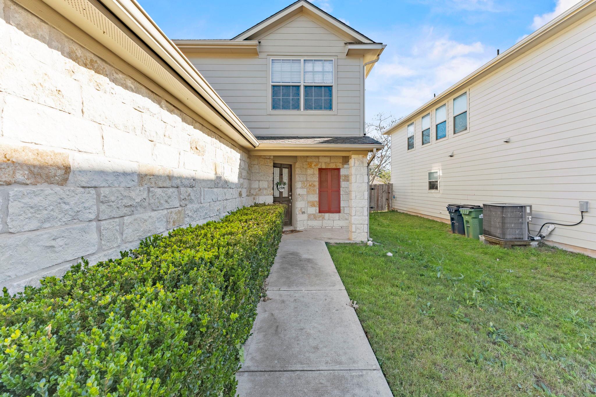 368 Housefinch Loop, Leander, TX 78641