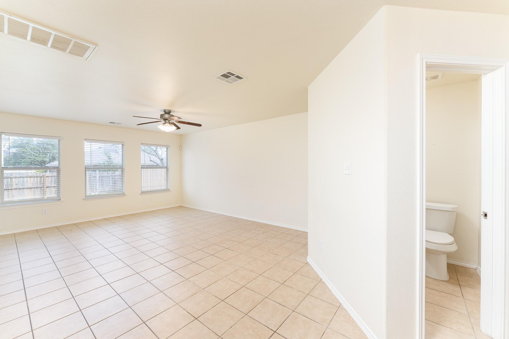 368 Housefinch Loop, Leander, TX 78641