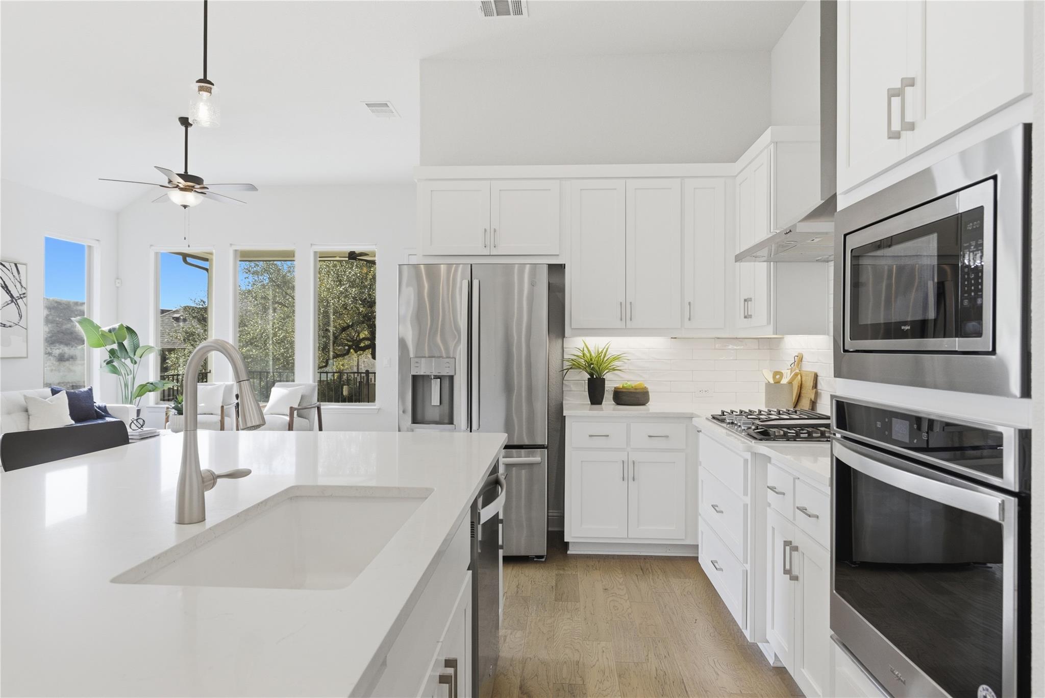 225 Diamondback Dr, Georgetown, TX 78628