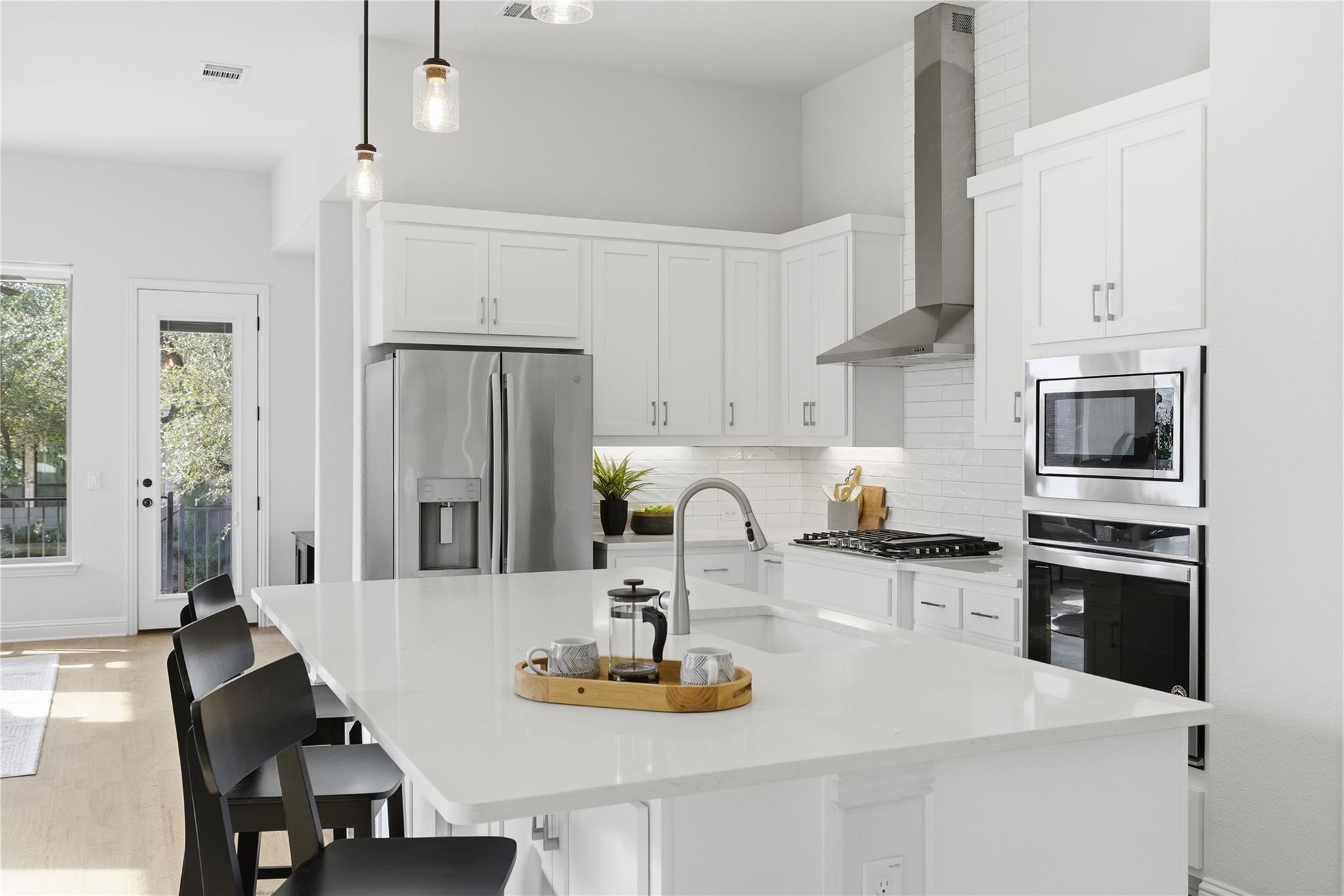 225 Diamondback Dr, Georgetown, TX 78628