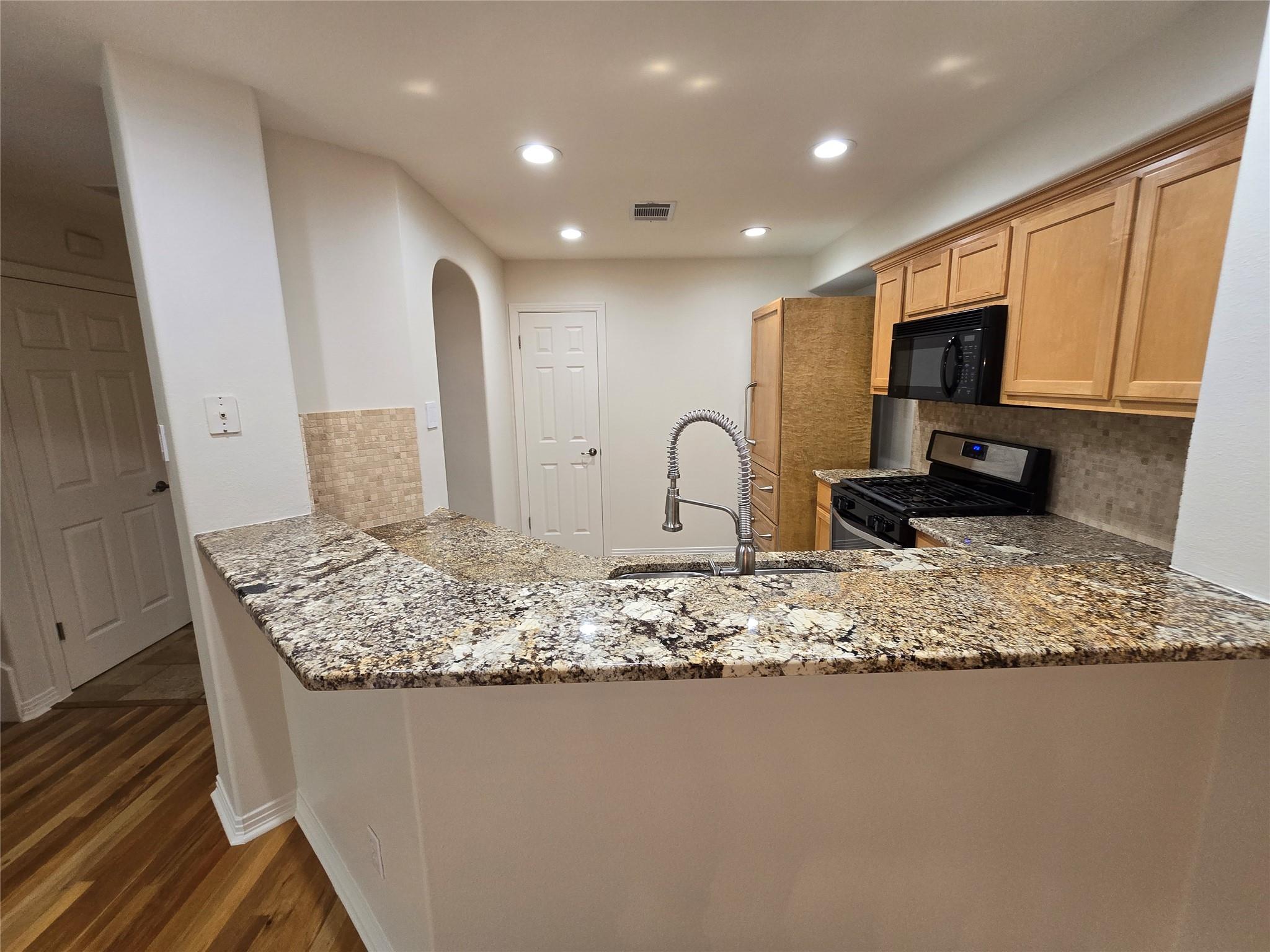 10703 Misting Falls Trl # D, Austin, TX 78759