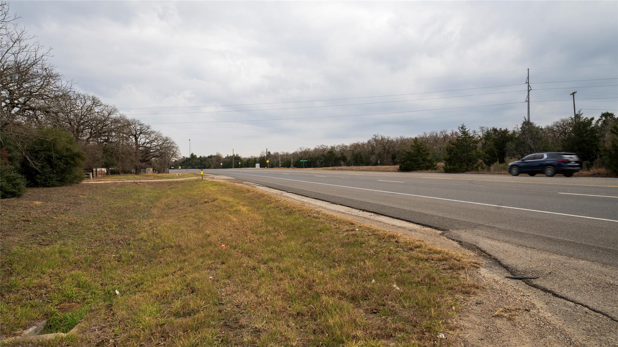 1682 W Us Highway 79, Rockdale, TX 76567