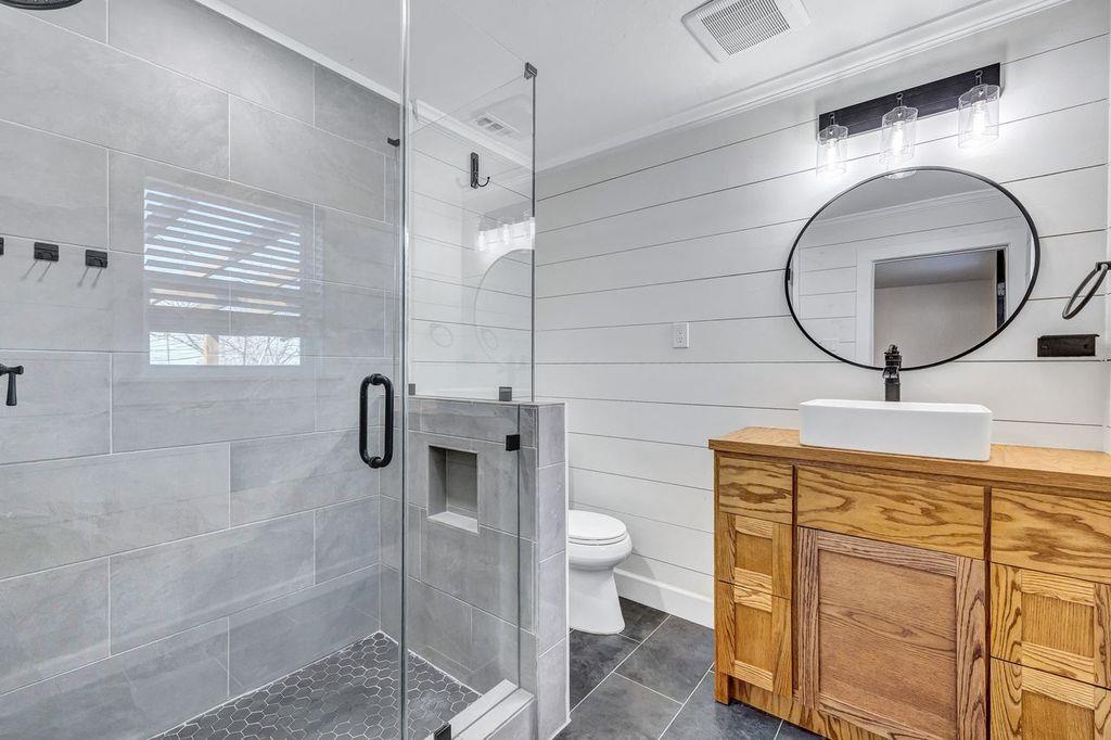 309 W Avenue H Ave, Jarrell, TX 76537