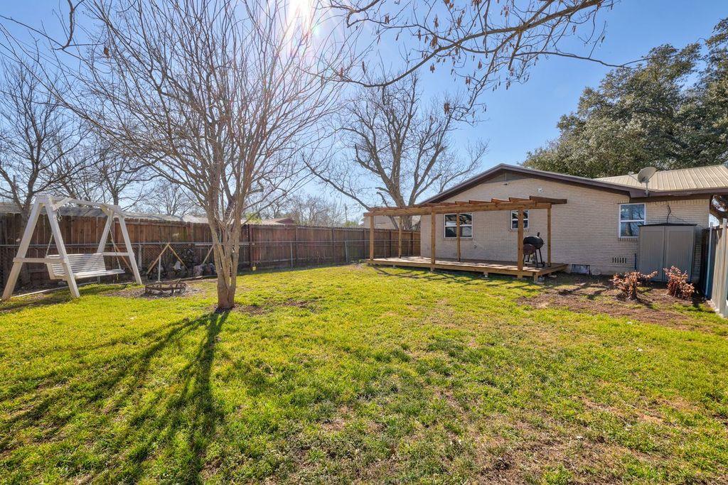 309 W Avenue H Ave, Jarrell, TX 76537