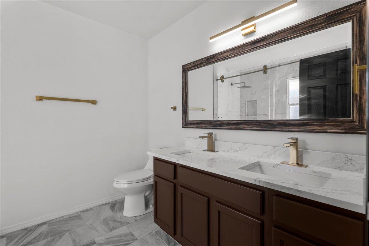 205 Peaceful Haven Way, Hutto, TX 78634