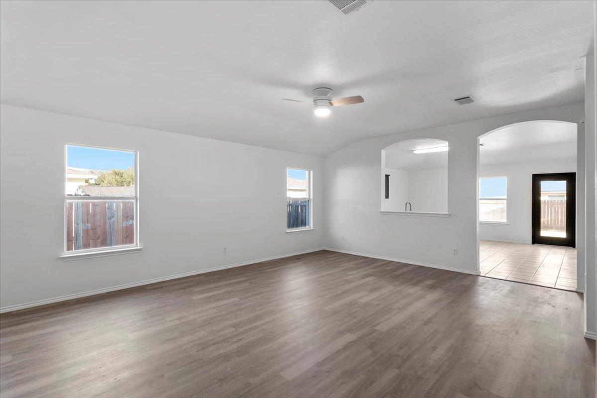 205 Peaceful Haven Way, Hutto, TX 78634