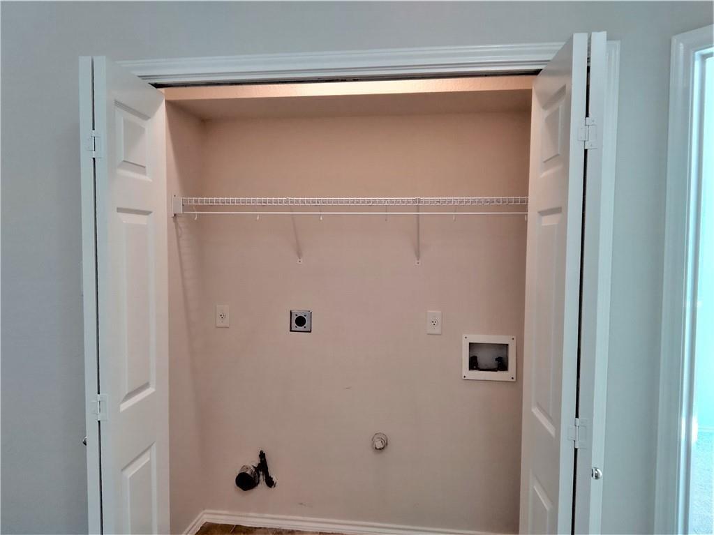 1481 E Old Settlers Blvd # 1002, Round Rock, TX 78664