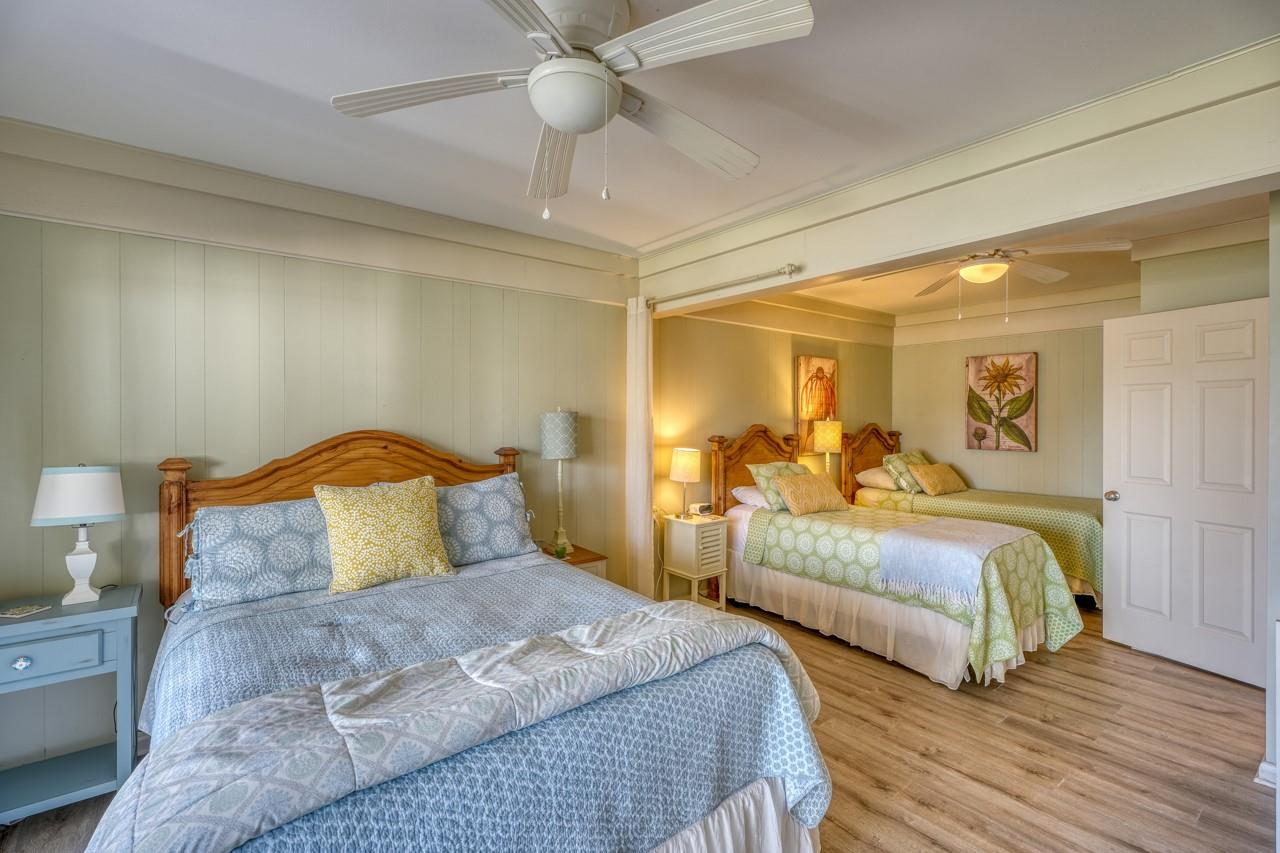 621 Sandy Mountain Dr, Sunrise Beach, TX 78643