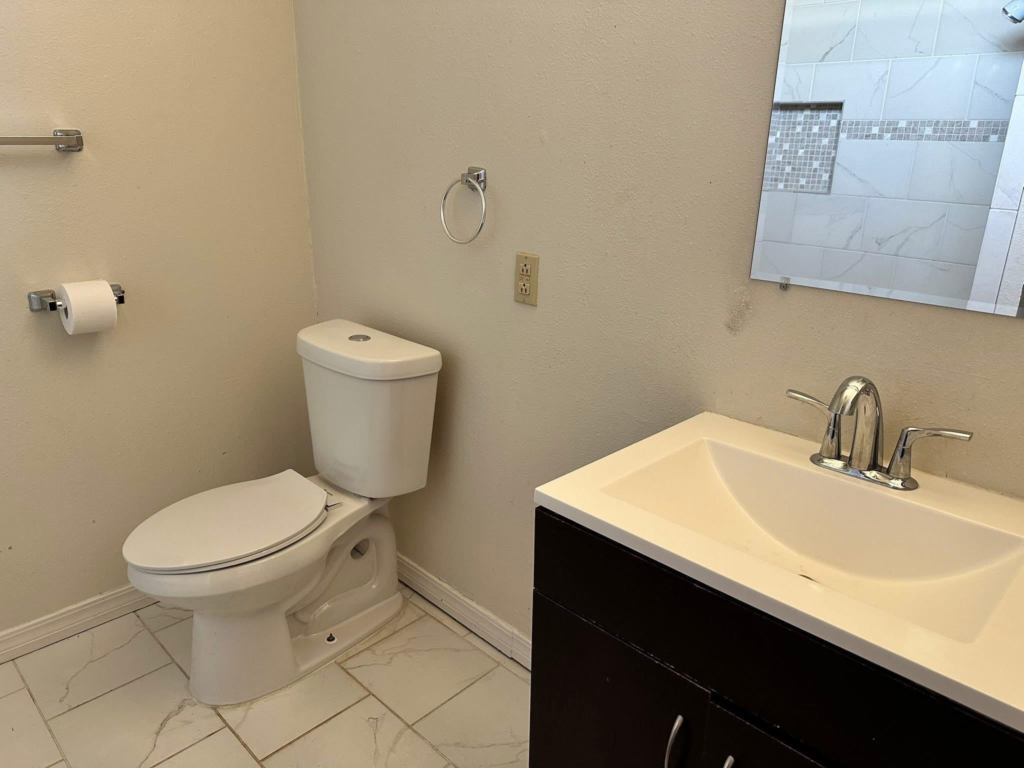 1441 Gatlin Creek Rd, Dripping Springs, TX 78620