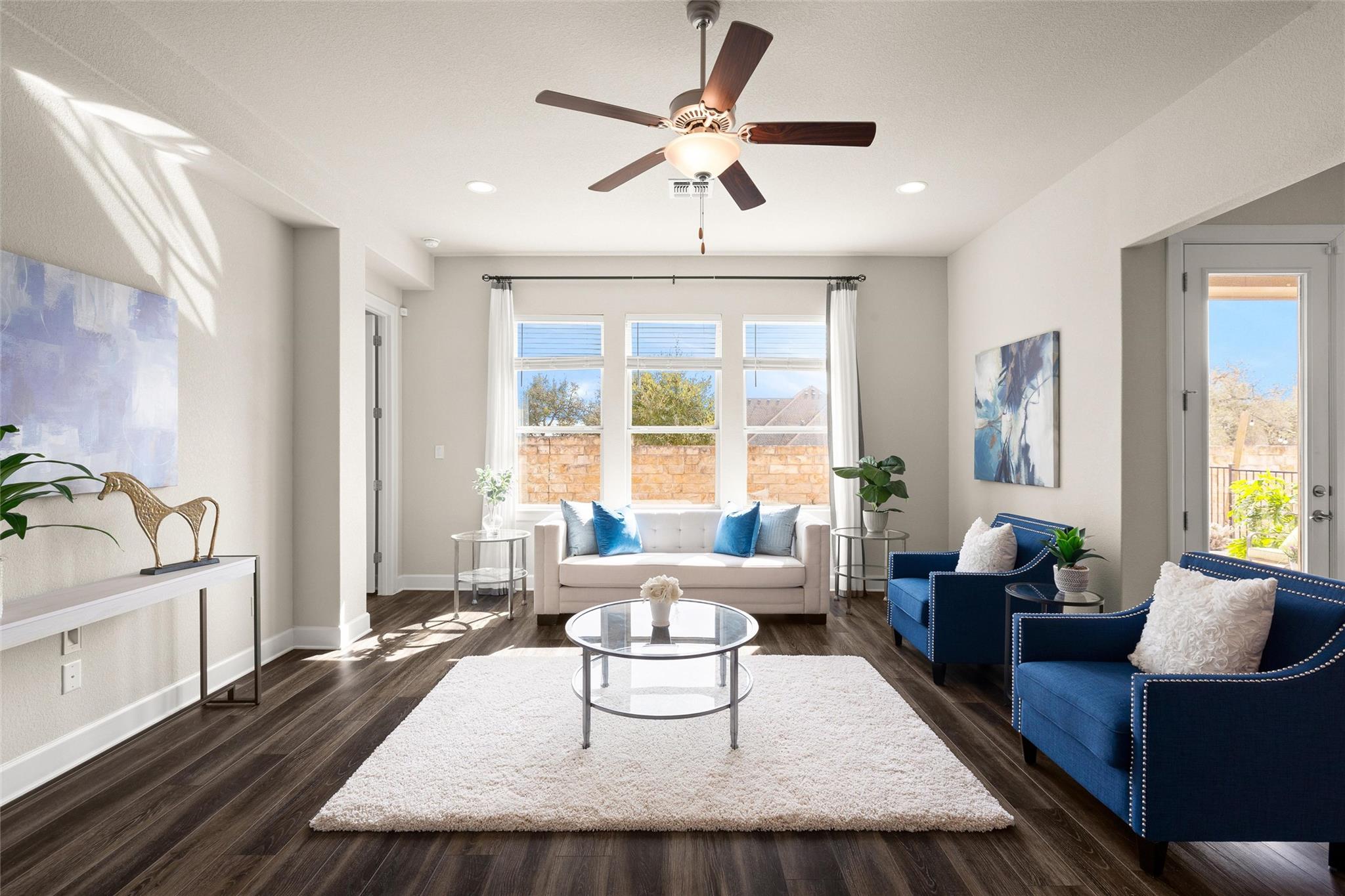 132 Village Oak Dr, Austin, TX 78737