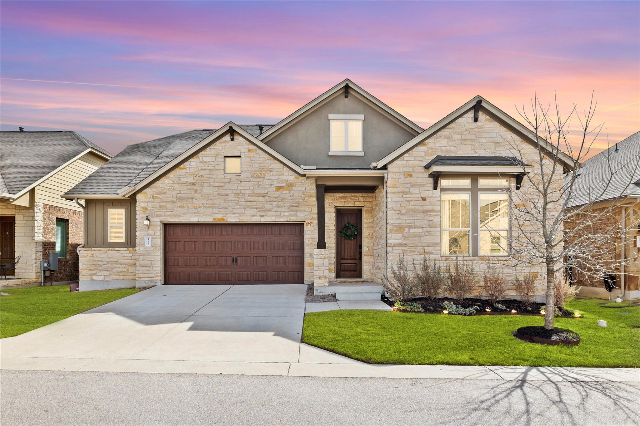 132 Village Oak Dr, Austin, TX 78737
