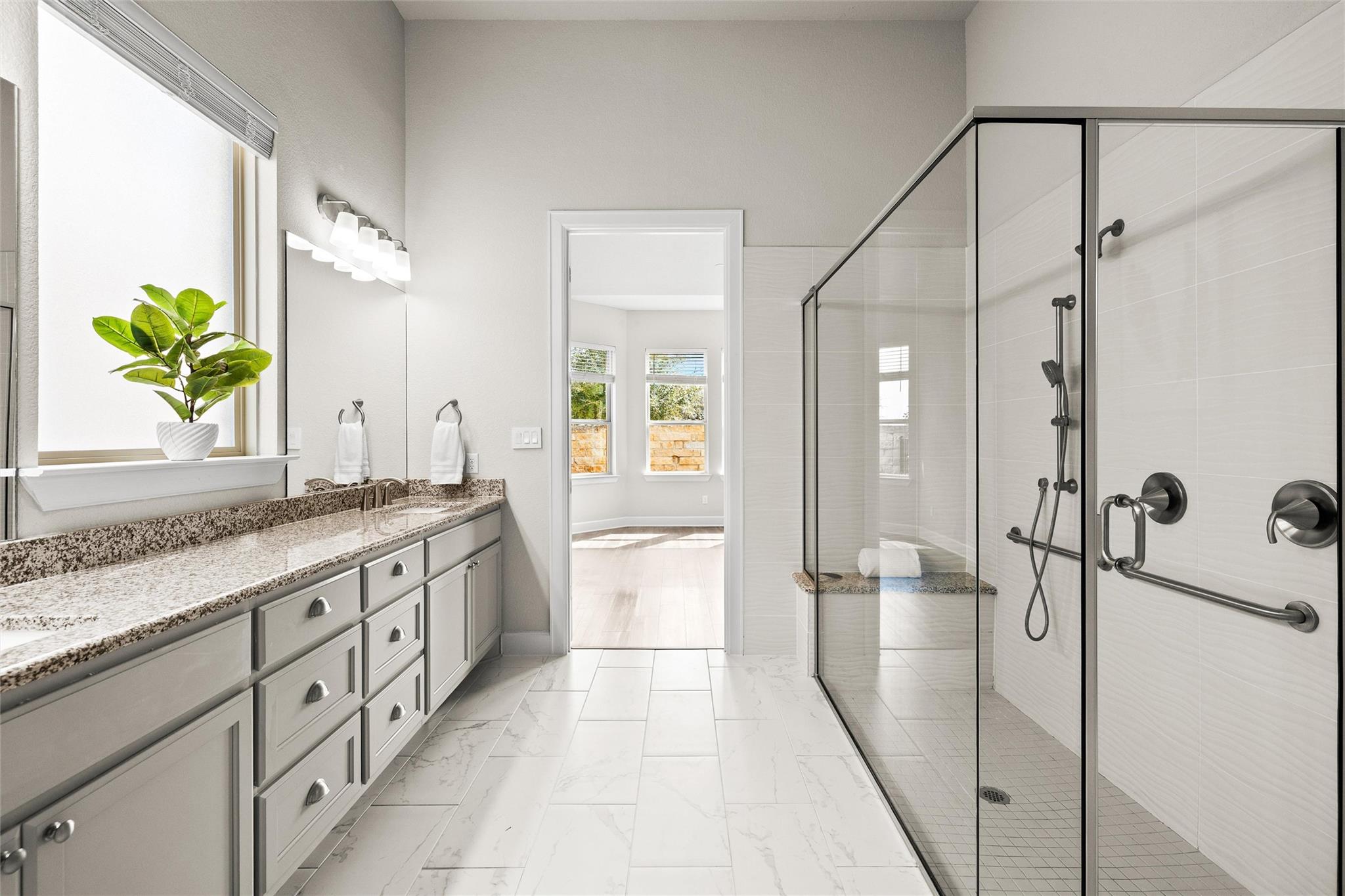 132 Village Oak Dr, Austin, TX 78737