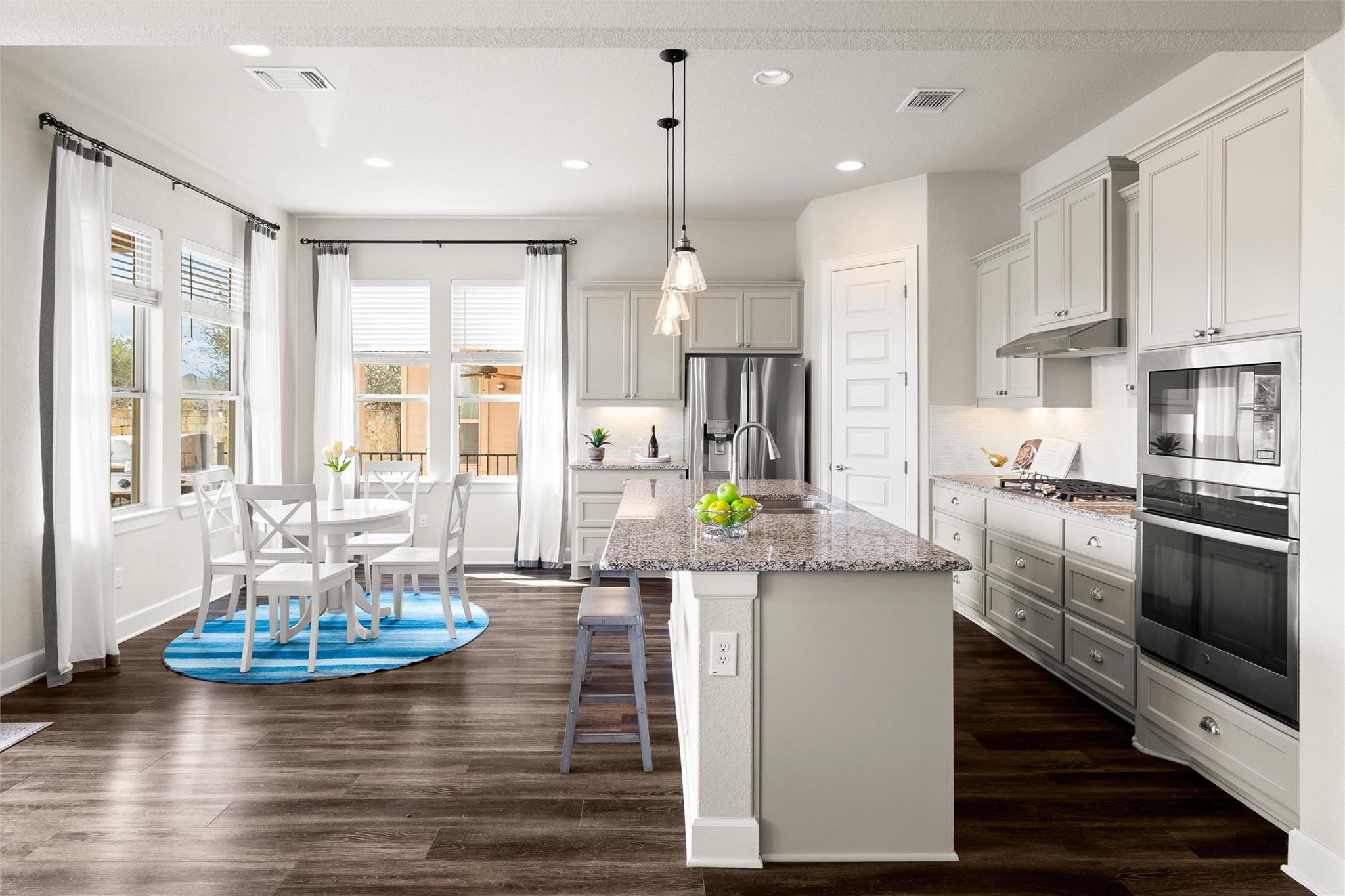 132 Village Oak Dr, Austin, TX 78737